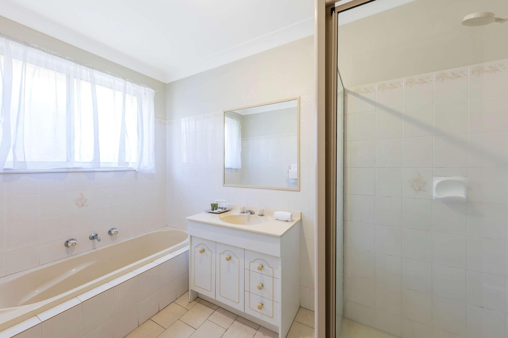 Best Western Ambassador Motor Inn & Apartments Wagga Wagga Εξωτερικό φωτογραφία