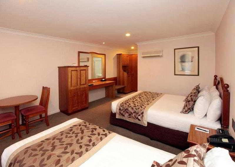 Best Western Ambassador Motor Inn & Apartments Wagga Wagga Εξωτερικό φωτογραφία