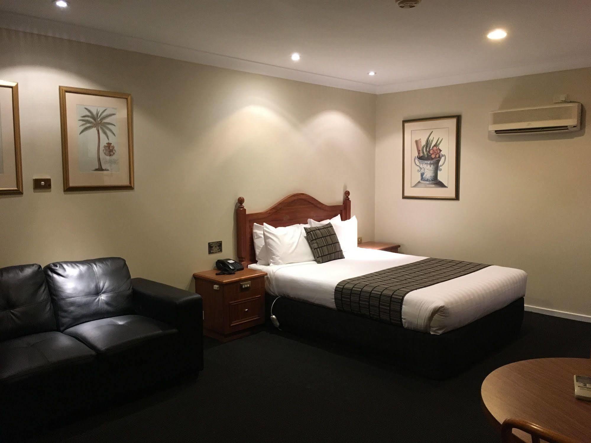 Best Western Ambassador Motor Inn & Apartments Wagga Wagga Εξωτερικό φωτογραφία