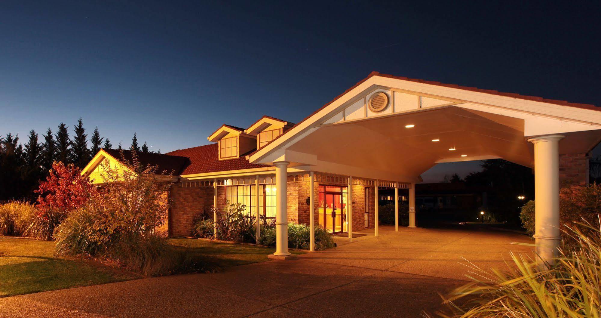 Best Western Ambassador Motor Inn & Apartments Wagga Wagga Εξωτερικό φωτογραφία