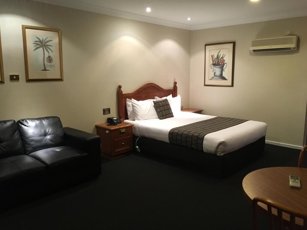 Best Western Ambassador Motor Inn & Apartments Wagga Wagga Εξωτερικό φωτογραφία